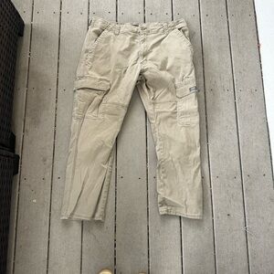 Wrangler Men's Tan Cargo Pants